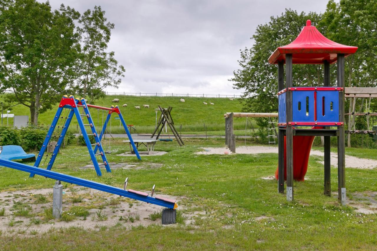 Knaus Campingpark Eckwarderhoerne Бутьядинген Экстерьер фото
